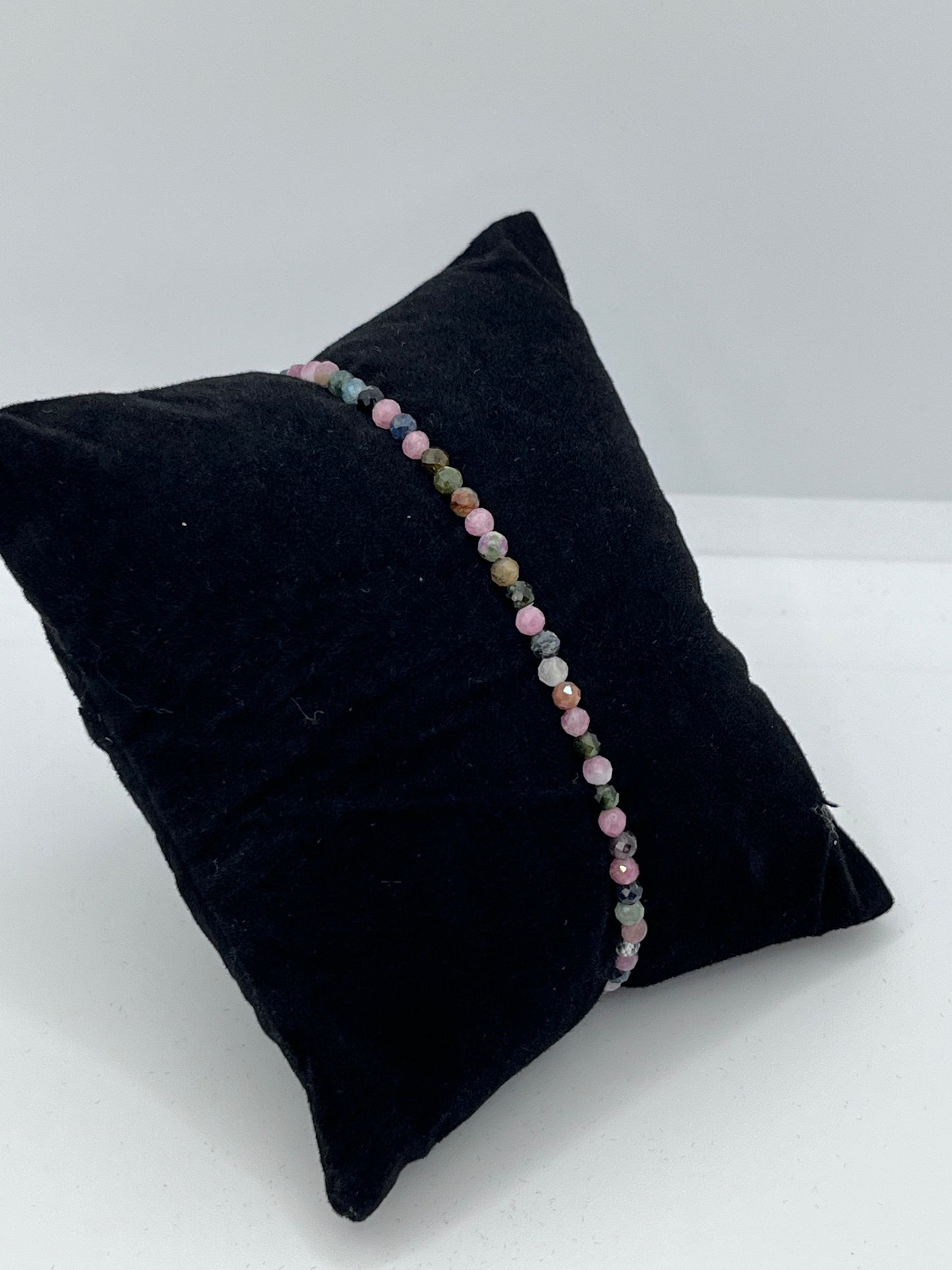 Turmalin facet armbånd