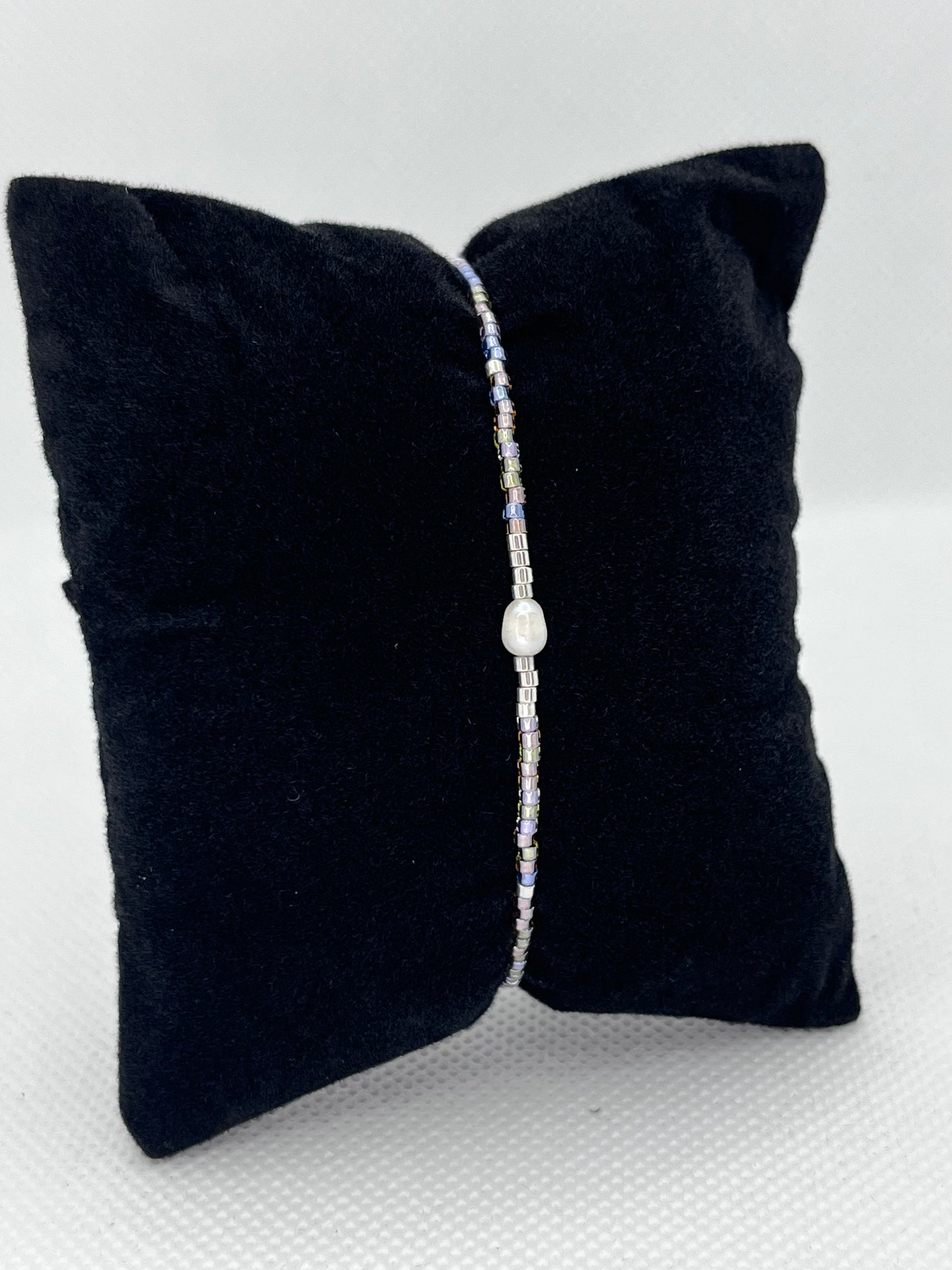 Delica lilla mix med sølv armbånd