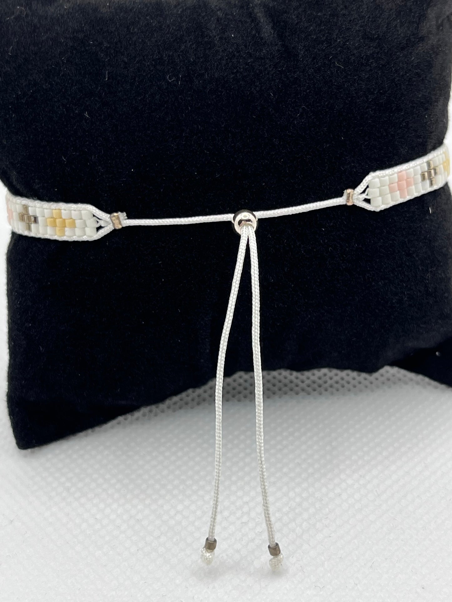Pastel Cross Delica armbånd