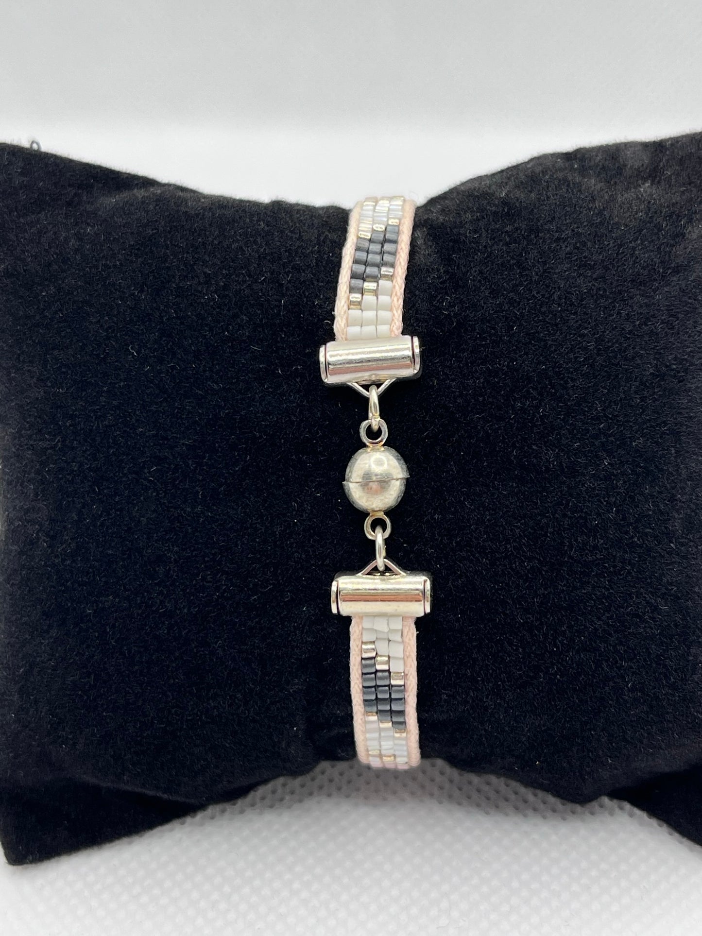 Mat satin Delica armbånd