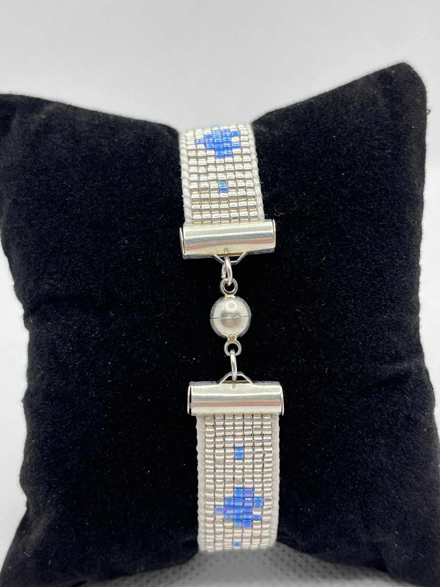 Silver blue Delica armbånd