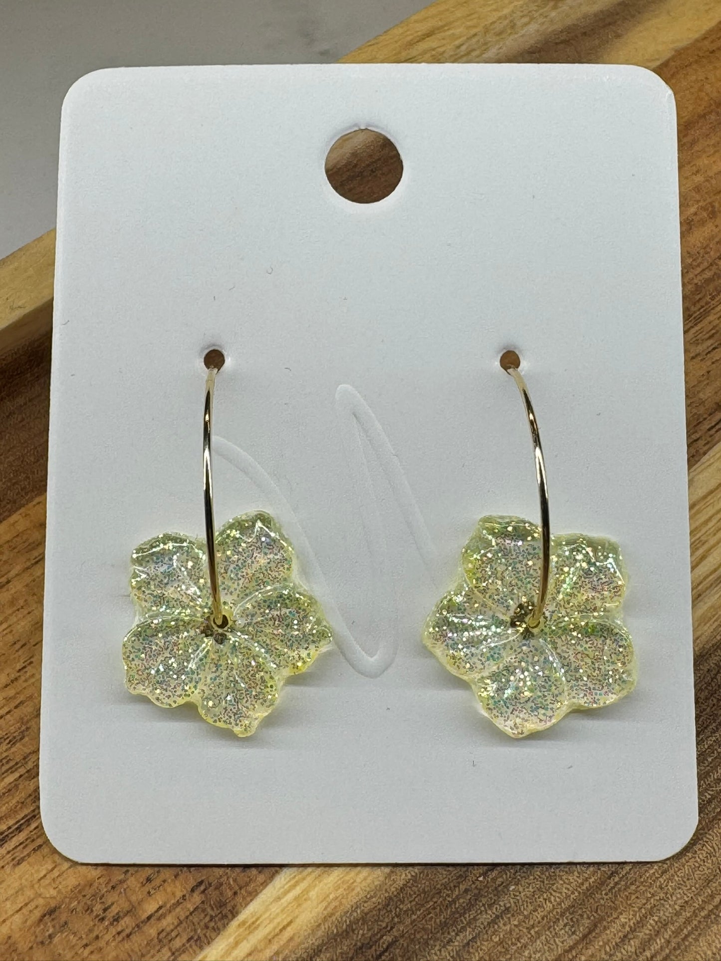 Glassy flower hoops