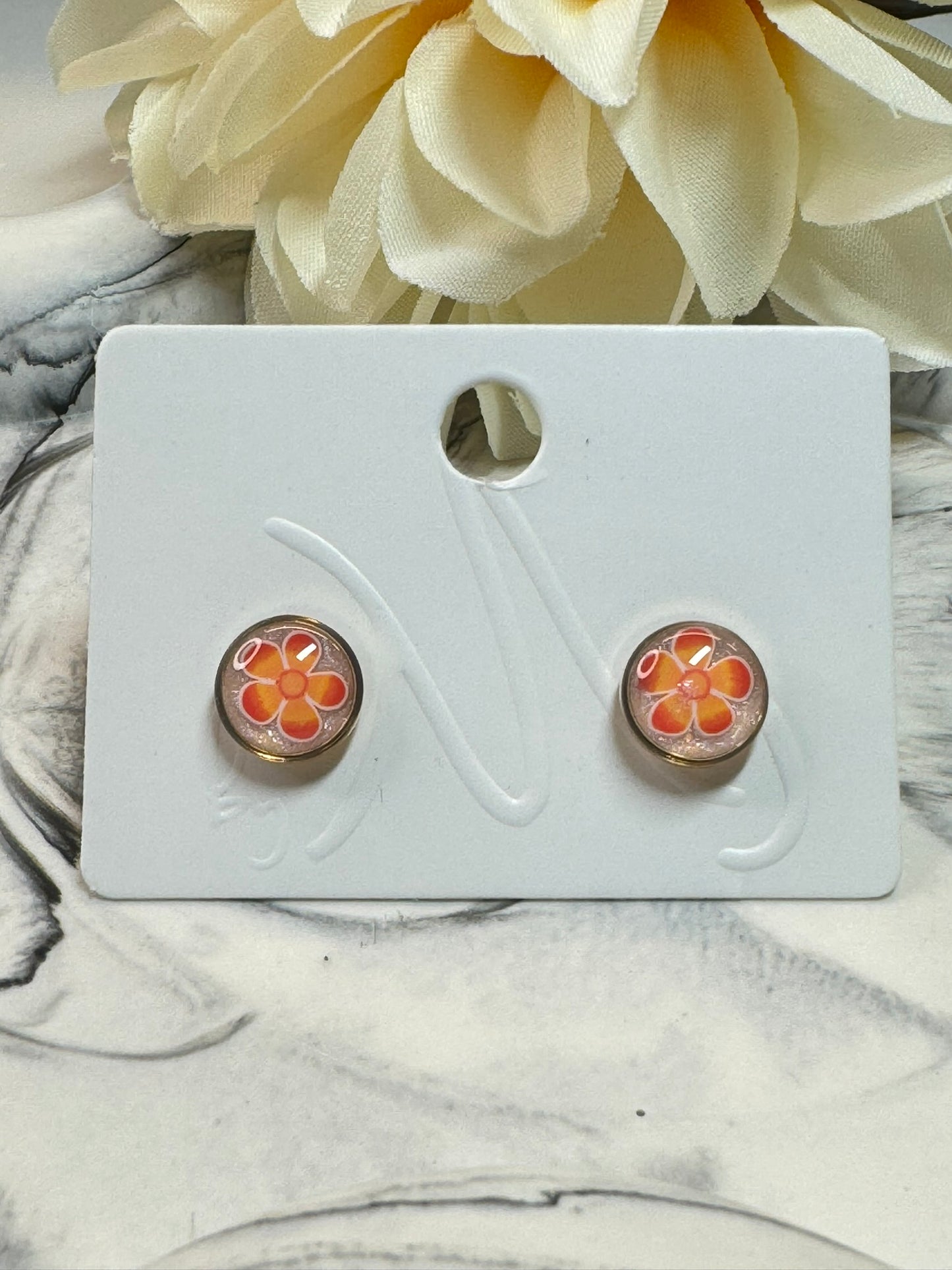 Flower studs