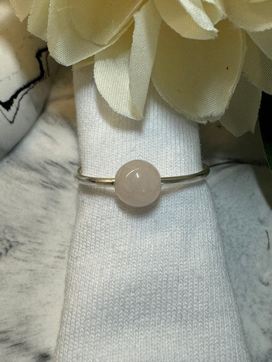 Elle Rose Quartz ring