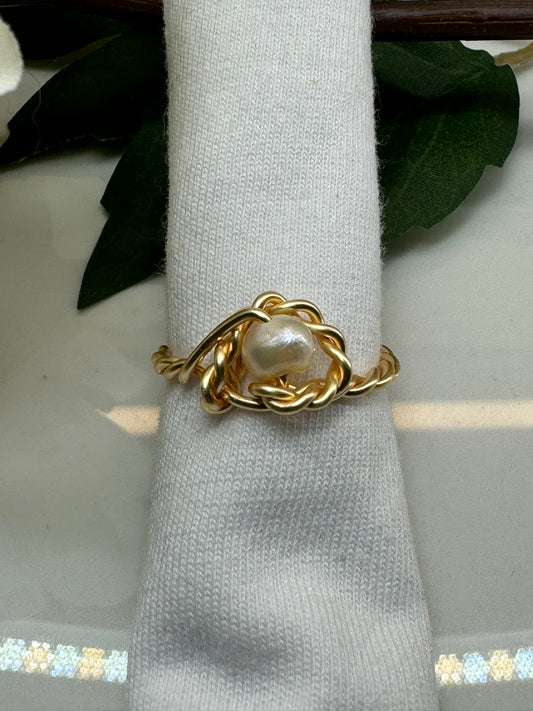 Twisted Pearl ring